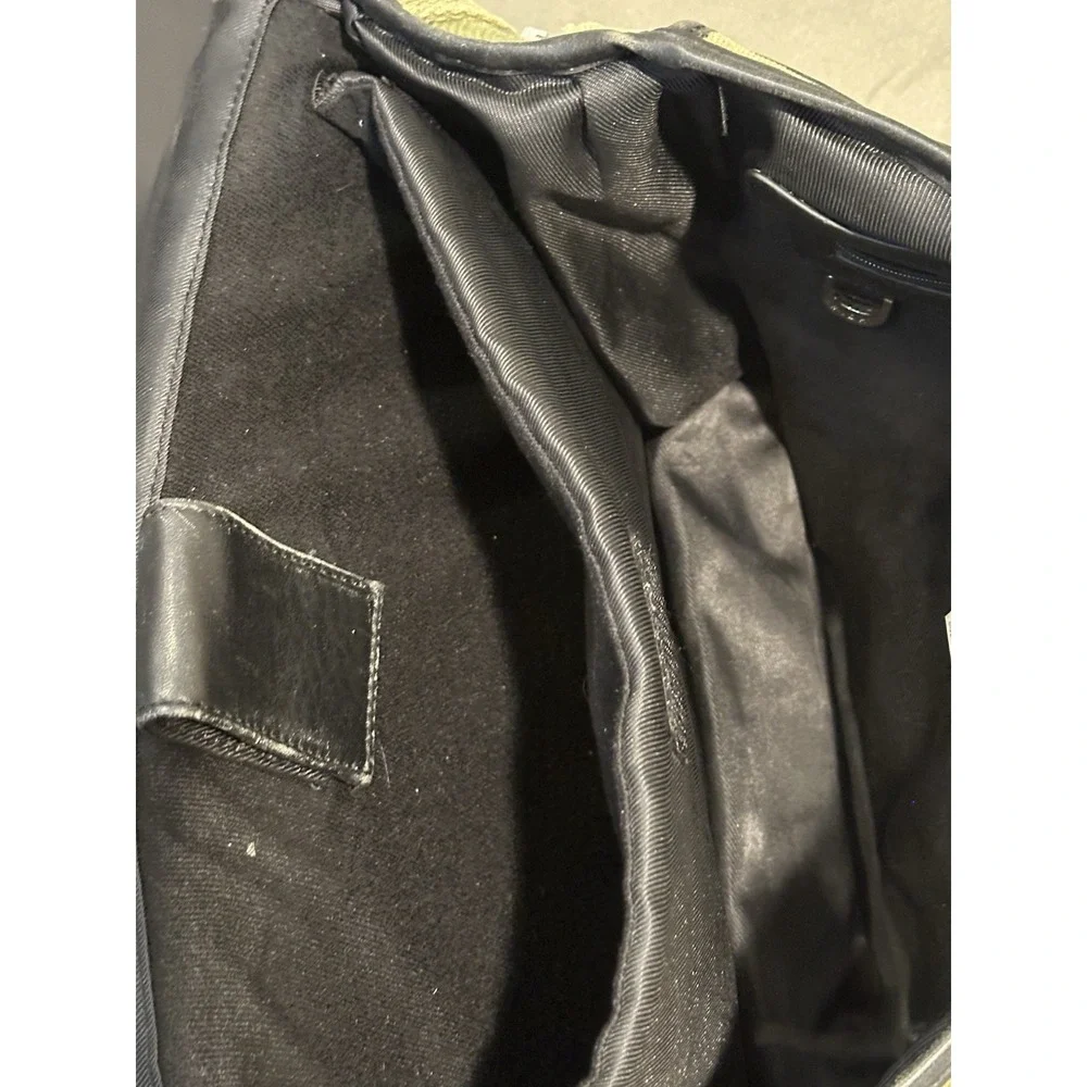 Bodhi Carrying‎ Case